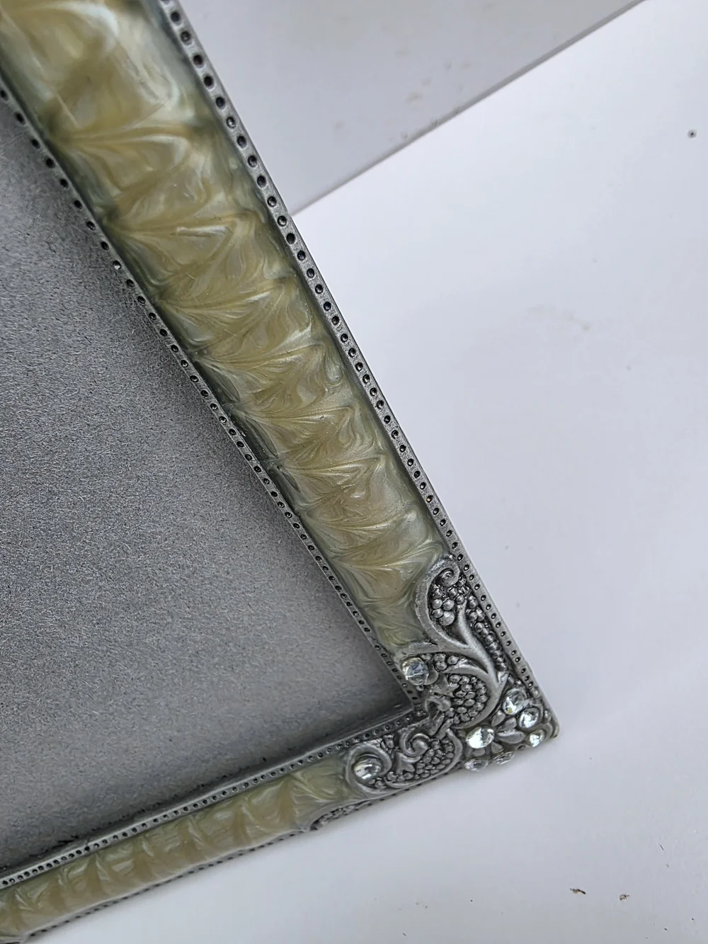 Elegant Cream and Silver Decorative Picture Frame